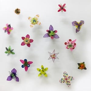 1_Parisi_SisterNancy'sPicnic_36%22x36%22x7%22_SculpturalInstallation_$6500_2018